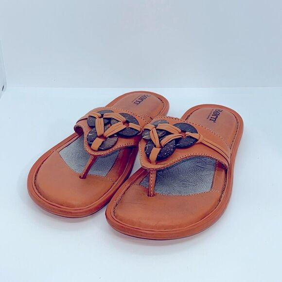 Super Cute Hand Crafted Leather Flip Flops By Born. Size 6 - Picture 1 of 9